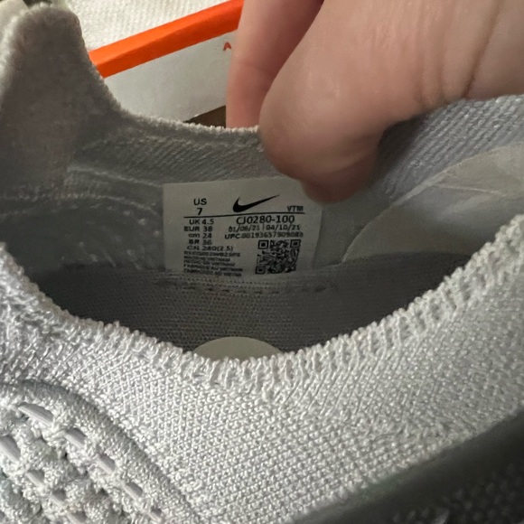 brand new nike react phantom sneakers - Picture 6 of 9